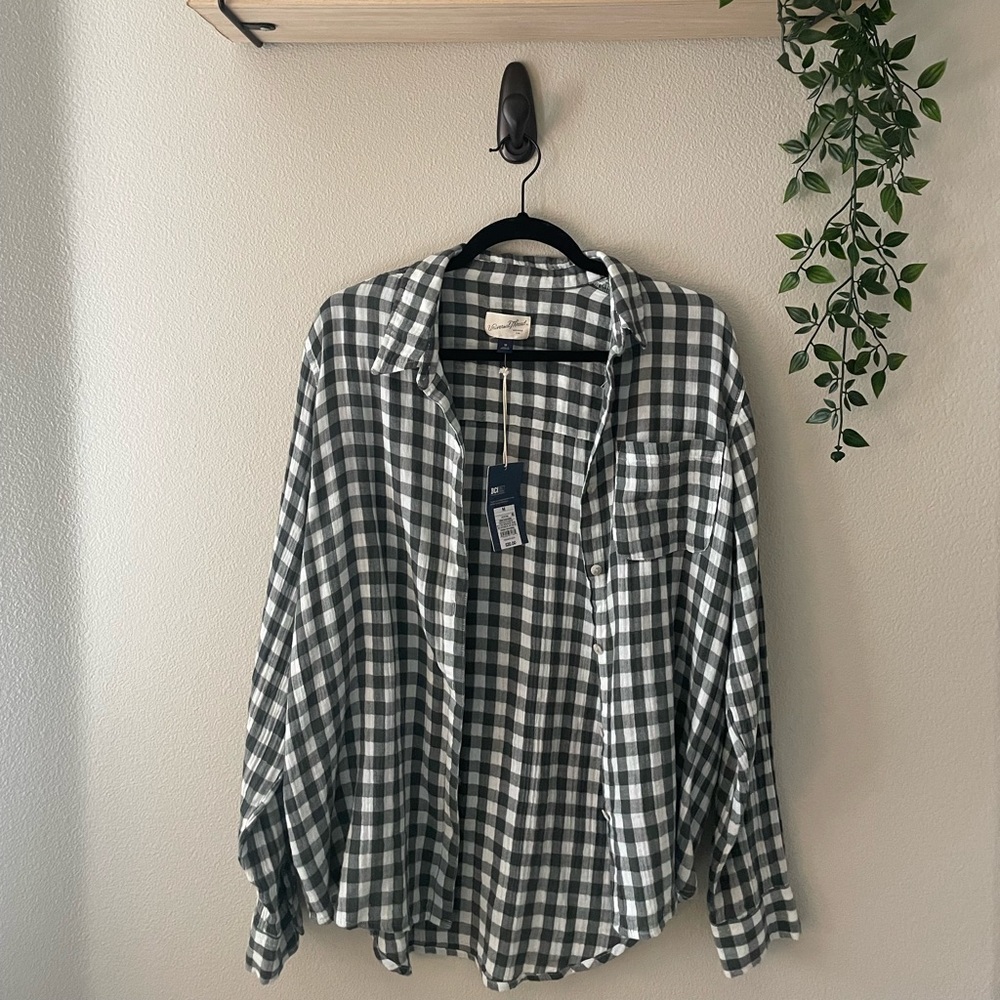 universal thread green & white checkered flannel XL
